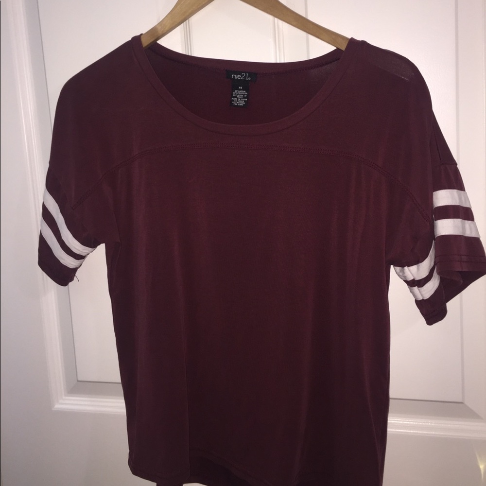 Maroon tee